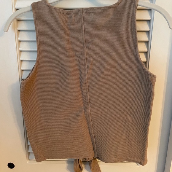 Madewell Tank - Picture 2 of 2